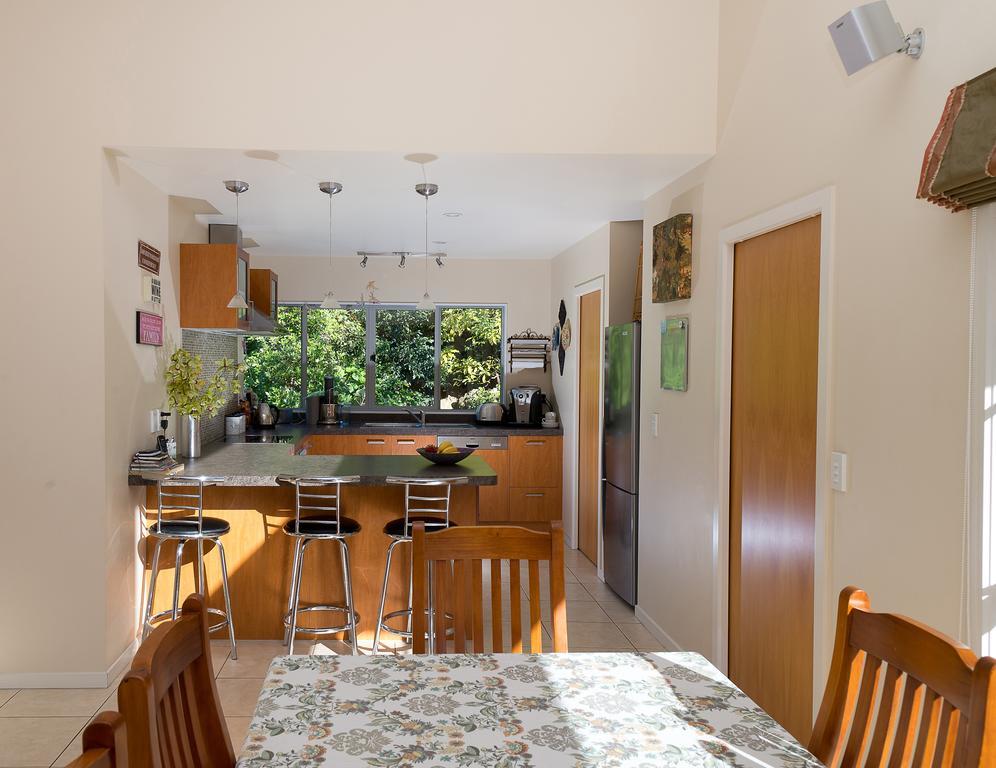 פאנגאריי By The Park B & B מראה חיצוני תמונה